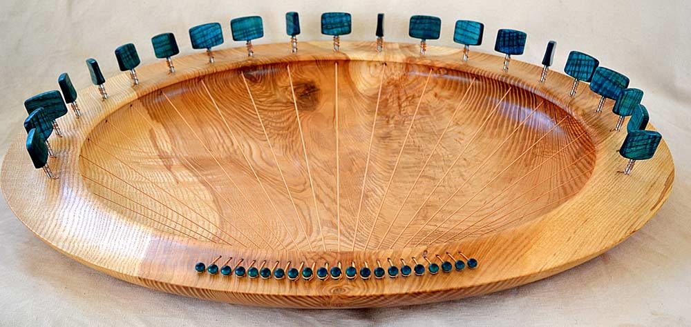 Large Lyre Bowl in Ash - Image 2